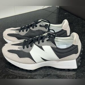 New Balance 327’s